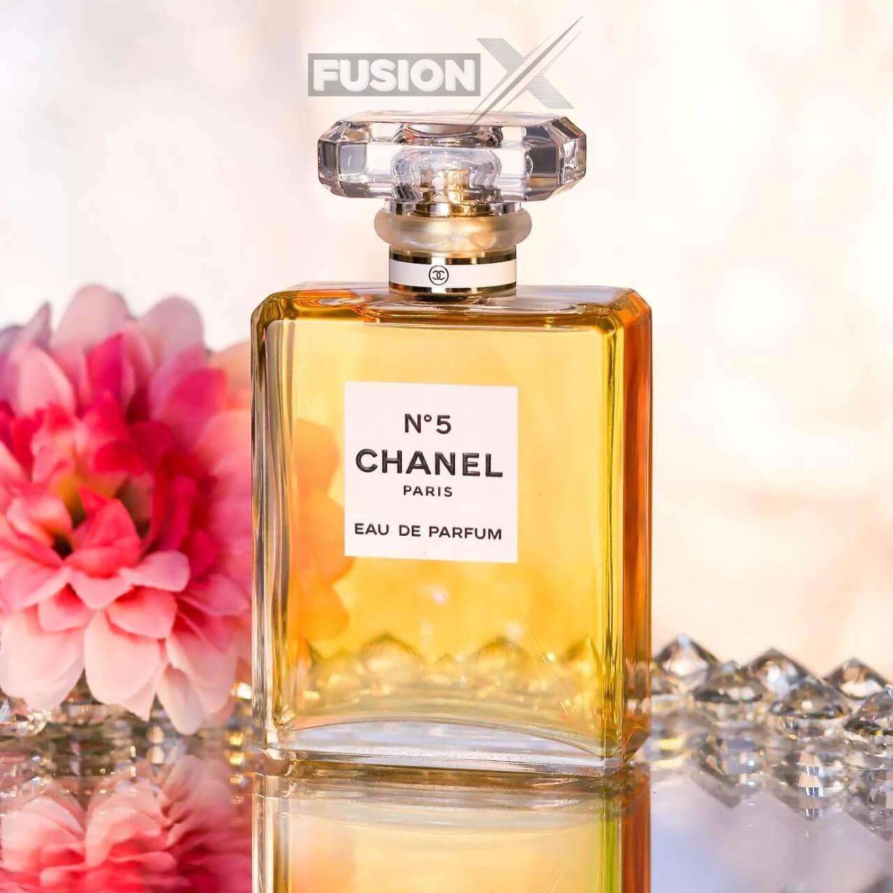 Close-up of the Chanel N°5 bottle, exuding sophistication and style.
