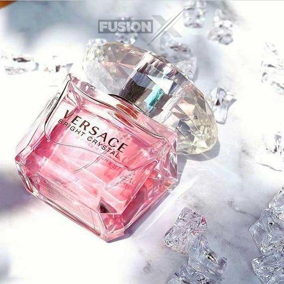 Versace Bright Crystal Eau de Parfum, perfect for everyday sophistication.
